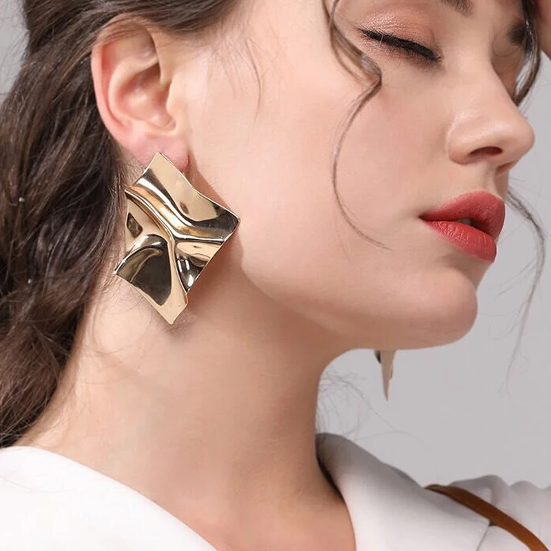 

Creative Irregular Geometric Bright Alloy Big Pendant Dangle Earrings For Woman Newest Exaggerated Drop Earrings Jewelry EH022