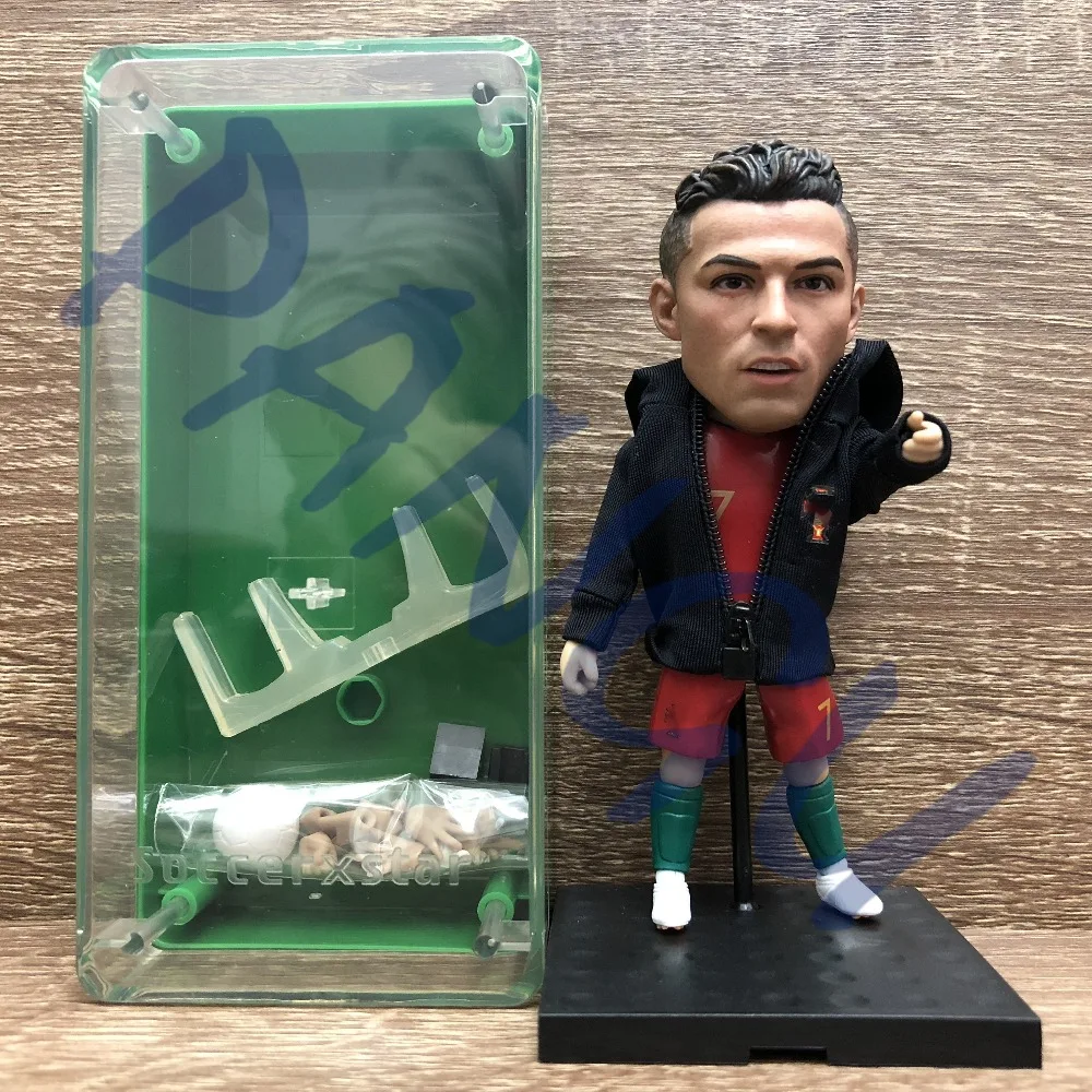 Soccerwe dolls figurine Sports stars RONALDO #7 2018 delicate Movable joints resin model toy action figure collectible gift