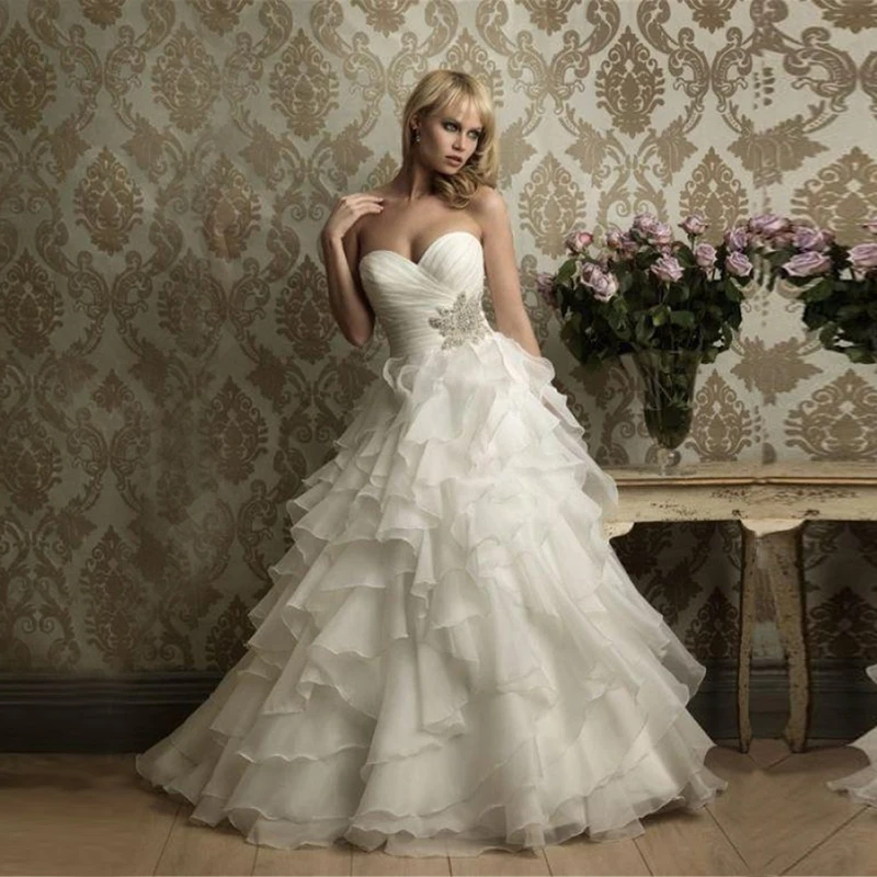 V029 Elegant Sweetheart Pleat Organza In Stock Crystal Decoration V029 Elegant Sweetheart Pleat Organza In Stock Crystal Decoration Bridal Dress Luxury Ruffle Wedding Dresses Ball Gown 2016 From Weddings