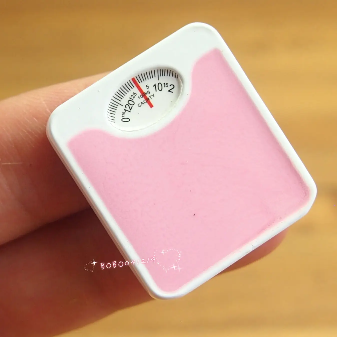 Dollhouse Miniature 1:12 Toy Metal Pink Weigh Scales Length 2.5cm SPO297 | Игрушки и хобби