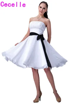 

Short White And Black Bridesmaids Dresses Strapless Sashes Two Toned Summer Beach Wedding Bridesmaid Robes Custom Made Country