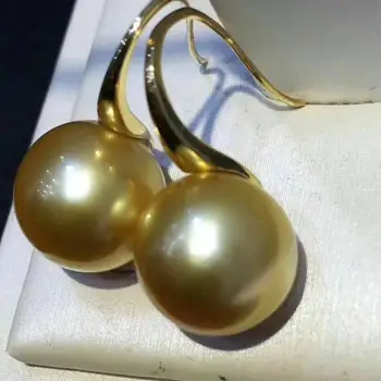 

elegant 10-11mm south sea round gold pearl earring 18k