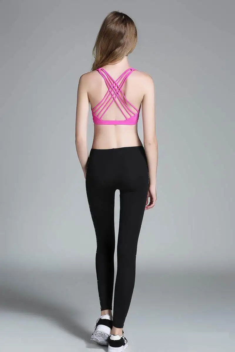 3642031294_2058610055