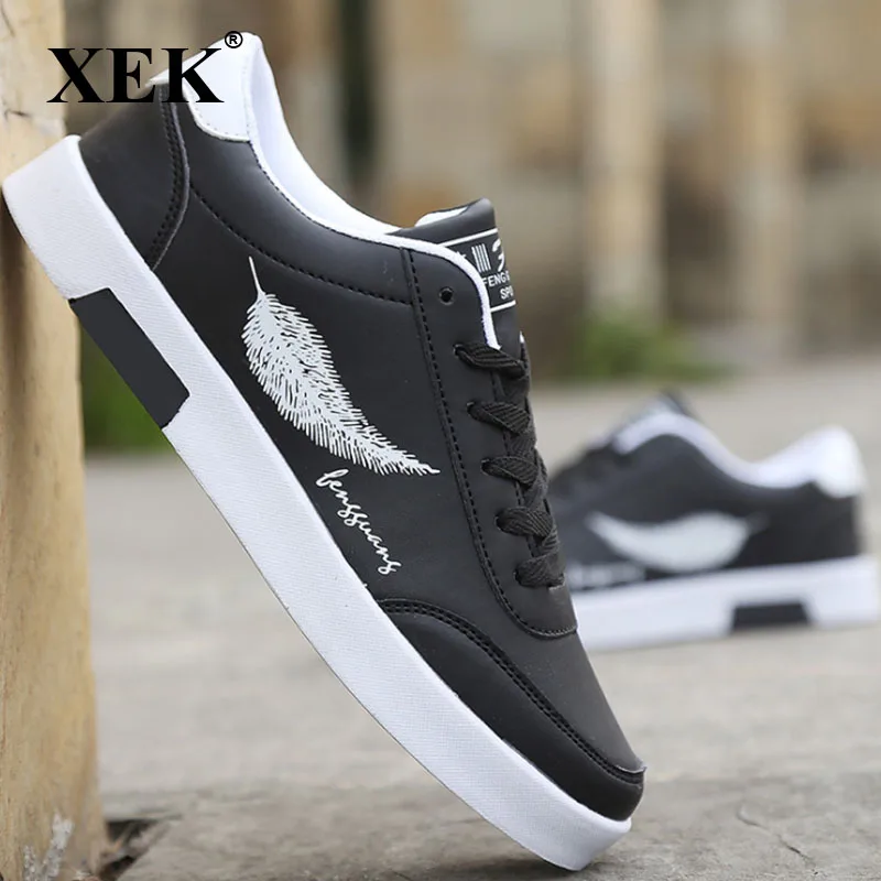 

XEK 2018 New Spring new white shoes men's shoes youth student flat shoes ZLL262