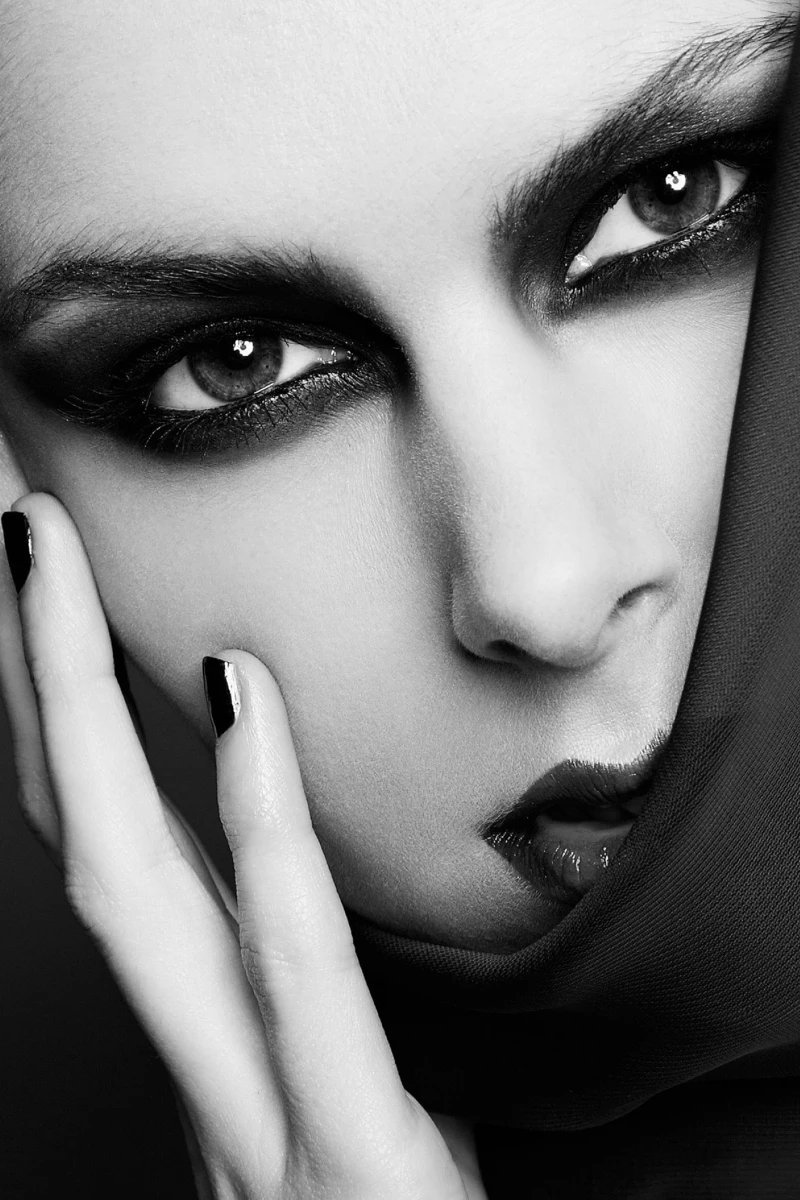 make up girl black and white photo PZK918 custom print fabric poster for wall decor room decor home decoration (frame available)