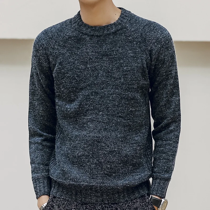 round collar sweater