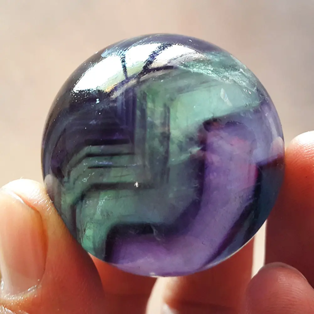 

6680181+++ HOT 40 mm Natural Fluorite Quartz Crystal Sphere Ball Healing 32310
