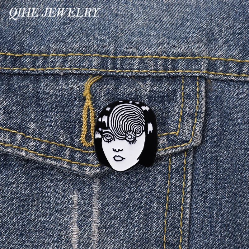 

QIHE JEWELRY Eyes of Tomie Pin Junji Ito Tomie Enamel pin Horrow Comic Face Badges Brooches Pins up Lapel pin