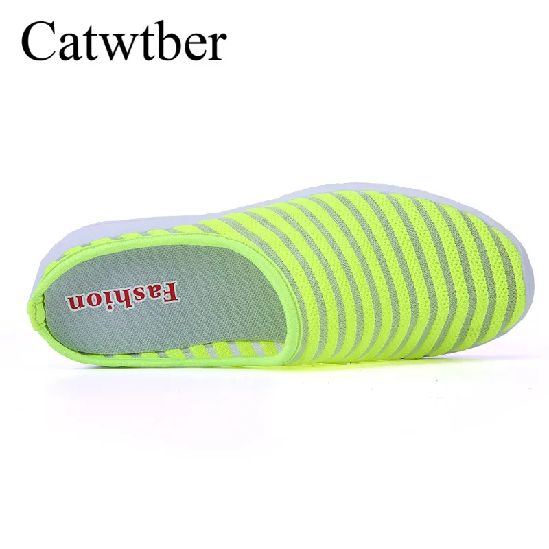 UC2B3649