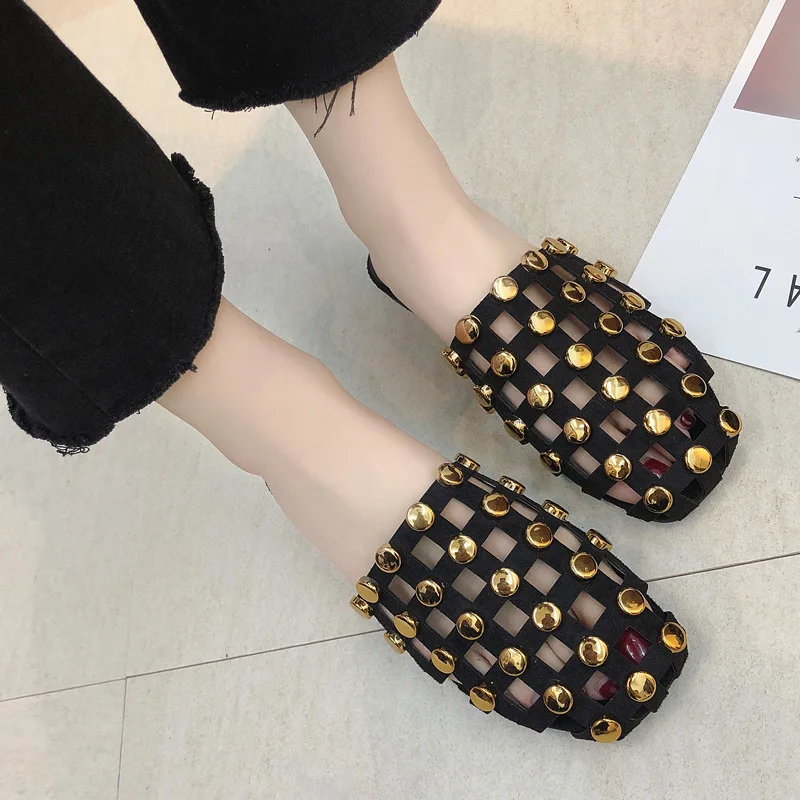 Spring Summer Half slippers Sandals Female Fashion Rivet Flat Bottom Outside Red Slippers flip flops slippers sexy rivets ladies Spring Summer Half slippers Sandals Female Fashion Rivet Flat Bottom Outside Red Slippers flip flops slippers sexy rivets ladies