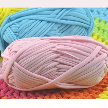 

Wholesale lot of 2 balls yarn knitting 200g Ploster Silk yarn thick yarn for weaving crochet thread 8-10mm Crochet