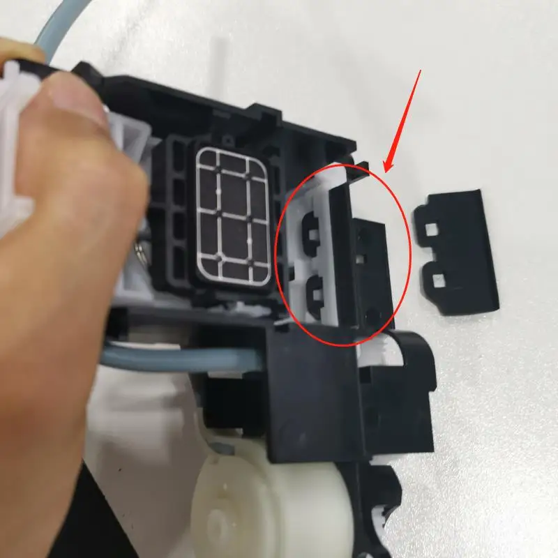 5  Rubber wiper