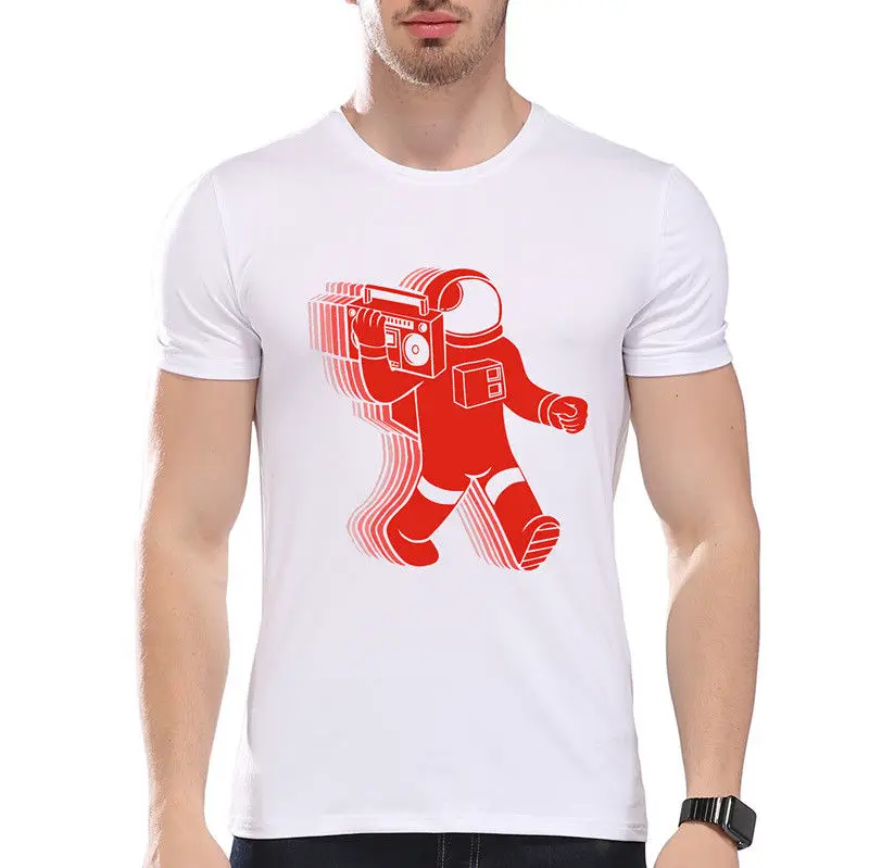 Astronaut Carrying A Vintage Boombox Pop Art Funny Joke Men T Shirt Tee Cool T-Shirt High Quality Tees Brand jeans | Мужская одежда