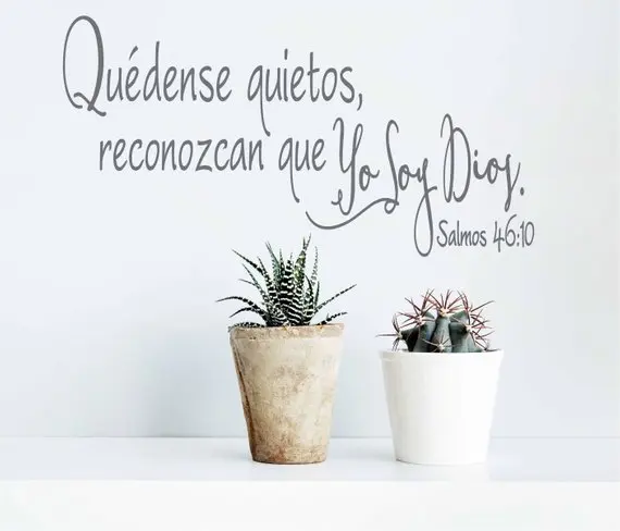 Be Still Spanish Vinyl Wall Art - Spanish Bible Wall Decor