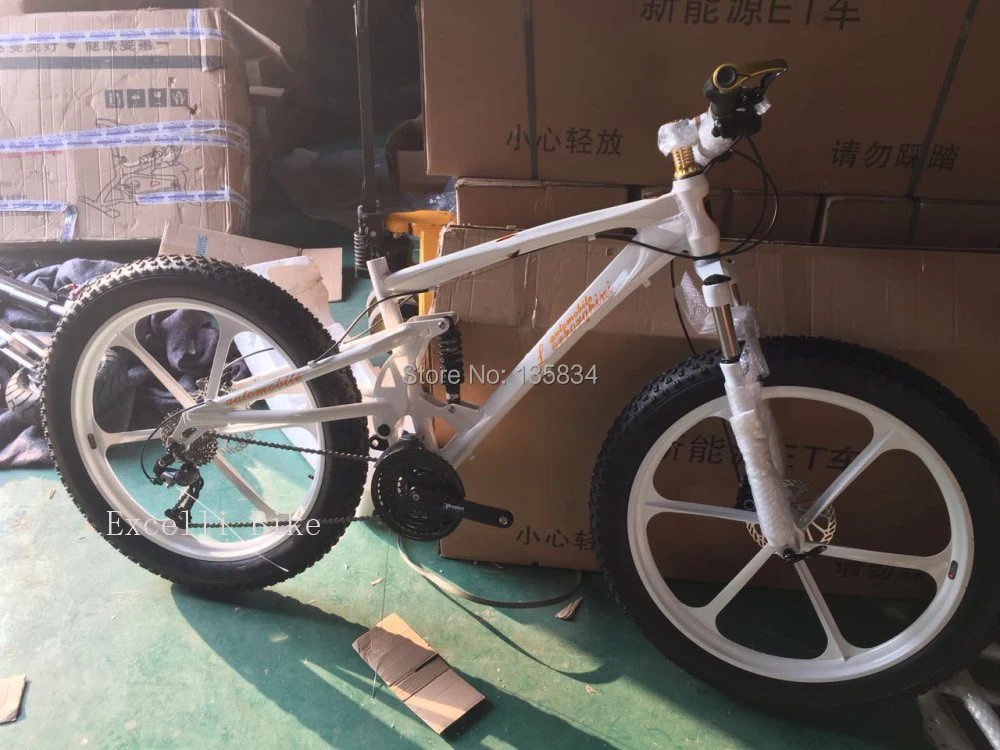 26 Snow Bicycle Fat Bike 4.0inch Widen Tire Mountain Terrain Bicicleta 8 Speeds Bici vtt Bicicleta de Montanha Bike.jpg