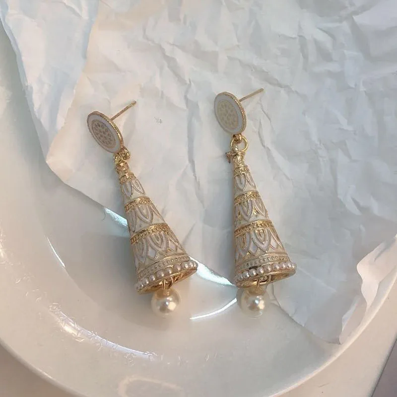 Золотые металлические индийские Jhumki Jhumka минималистичные серьги, корейская мода, винтажные богемные этнические болливудские ювелирные изделия, вечерние аксессуары для ушей