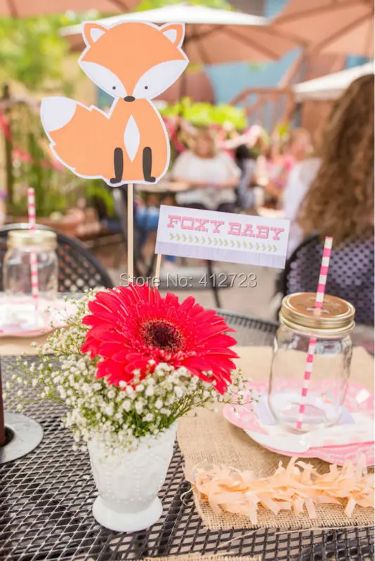 11-foxy-baby-shower-centerpiece