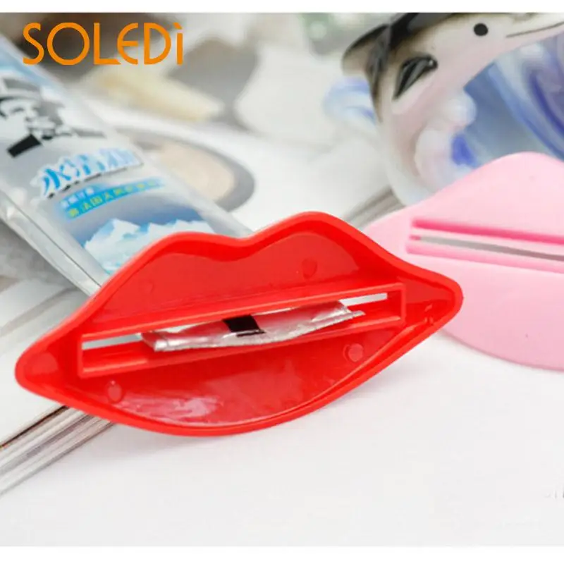 2Pcs/Set Sexy Lips Kisses Dispenser Cream Toothpaste Squeezer Holders Tools Toothpaste Squeezer Home Tools Bathroom Supply