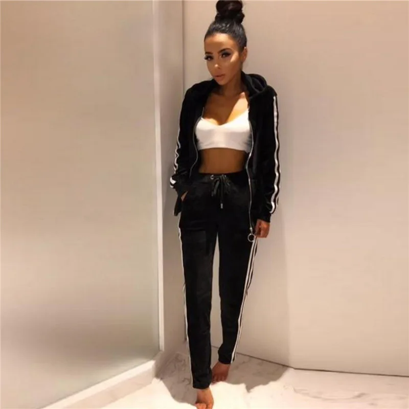 7306603655_1677996602