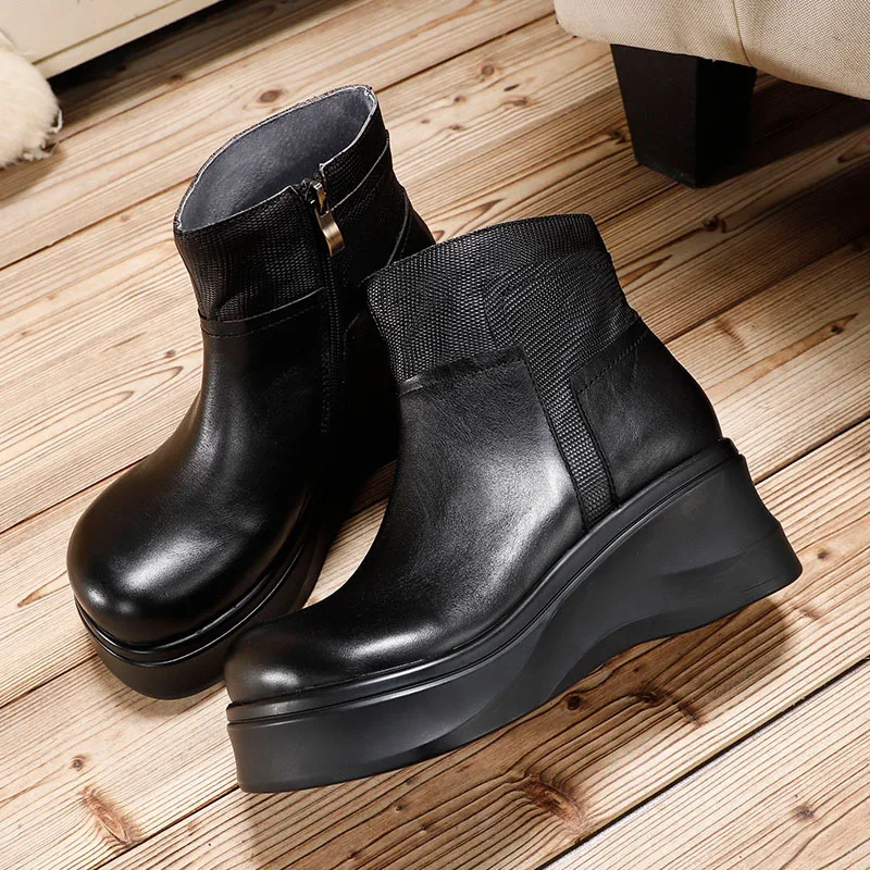 

Women Embroidey Leather Ankle Boots 6 CM High Heels Wedge Shoes Genuine Leather Winter Martin Boots For Women Retro Shoes 2018