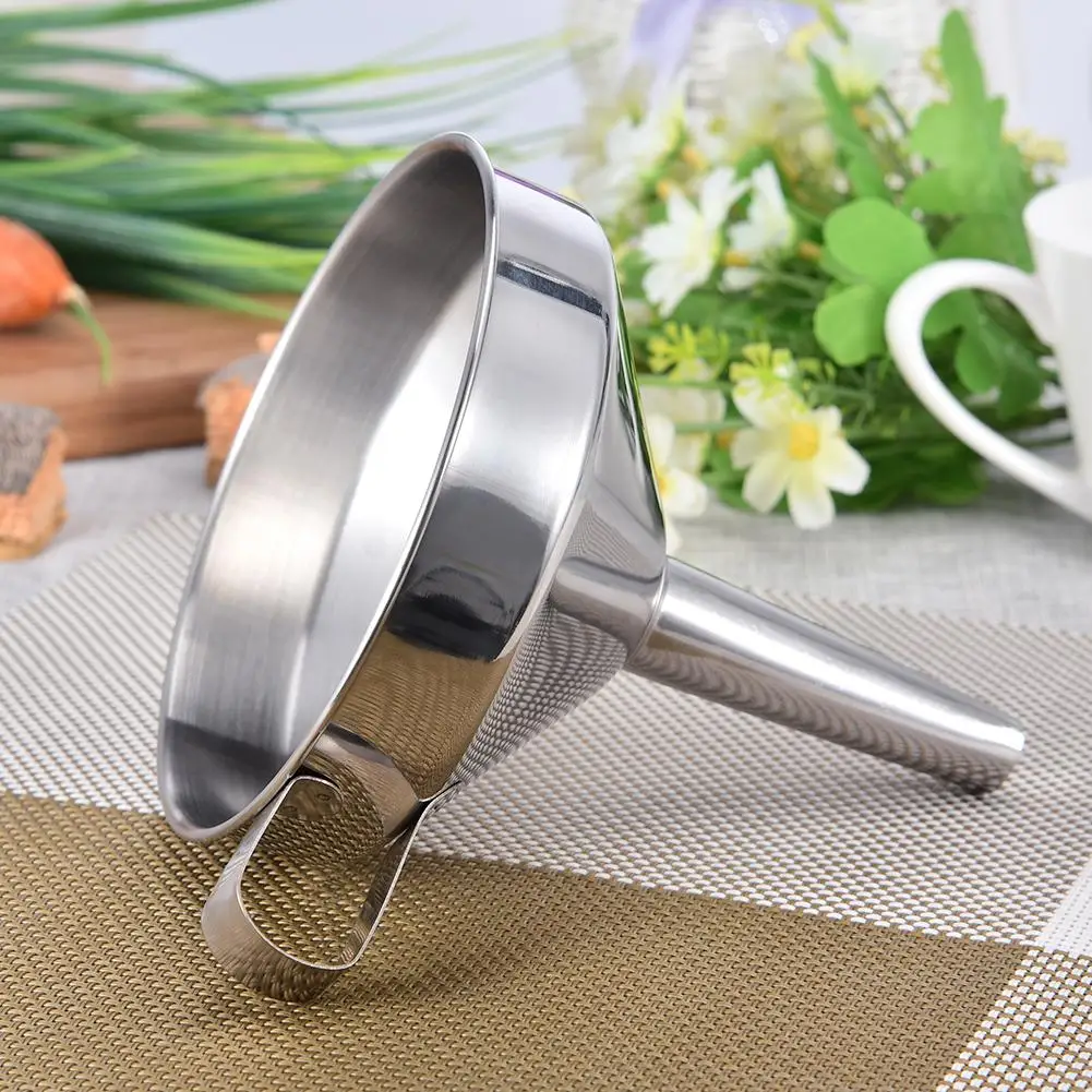 

Stainless Steel Detachable Filter Funnel Strainer Wide Handle Design With Comfortable Grip Can Be Hung To Save Space