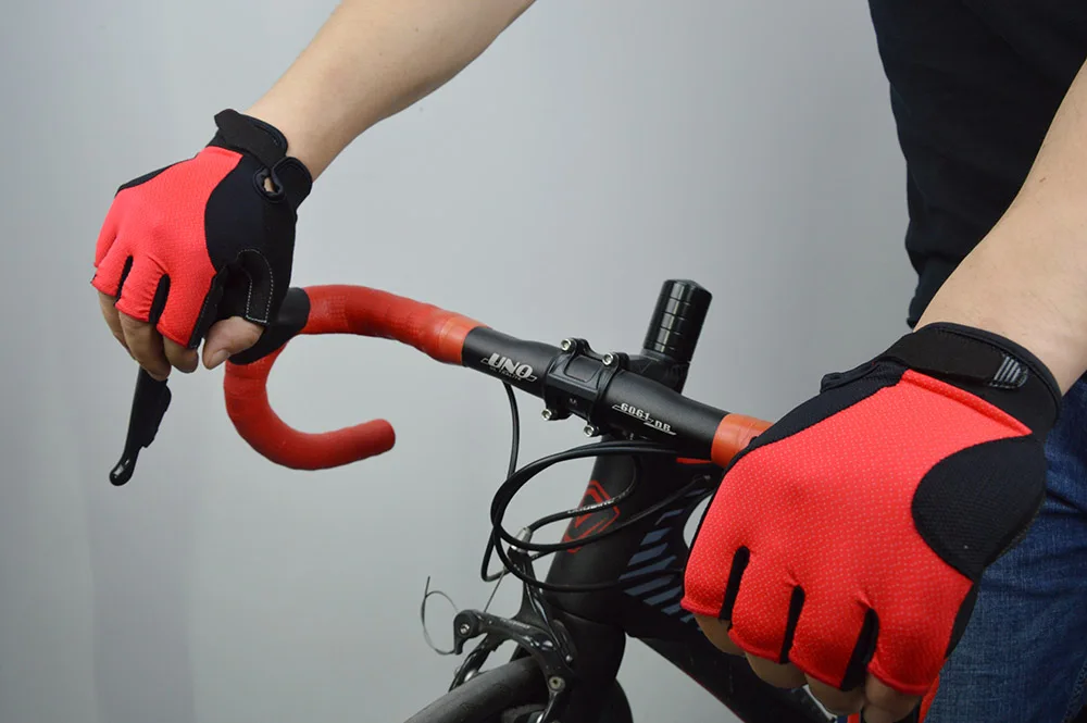 Перчатки для велоспорта Darevie с защитой от ультрафиолета, перчатки для велоспорта MTB, перчатки для велоспорта на полпальца, мужские Противоскользящие гелевые мягкие противоударные велосипедные перчатки - Цвет: red