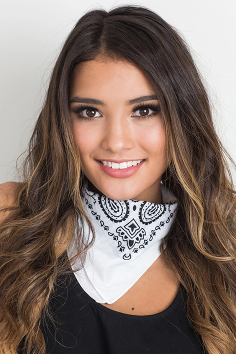 3242713915_508351750