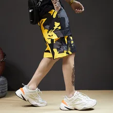 Летние камуфляжные Для мужчин японский прилив пять процентов свободные Размеры среднего Шорты подростков досуг