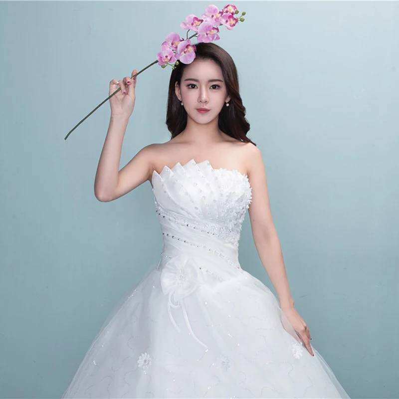 

Vivian's Bridal 2018 Strapless Crystal Flower Decoration Women Wedding Dress White Royal Train Back Lace Up Tiered Bridal Dress