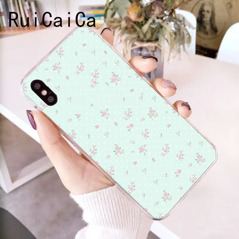 Fresh green small floral