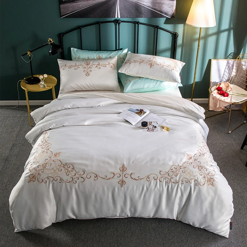 

Satin silk cotton luxury embroidery Bedding Set queen king size Bed set soft Bedsheet set duvet/quilt cover pillowcase