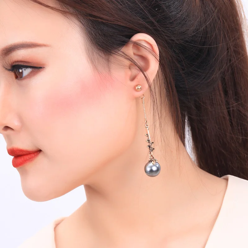 Какие сережки сейчас в моде 2024. Ювелирные украшения 2022. Модные серьги. Какие сережки сейчас в моде 2024. Серьги тренд 2022.