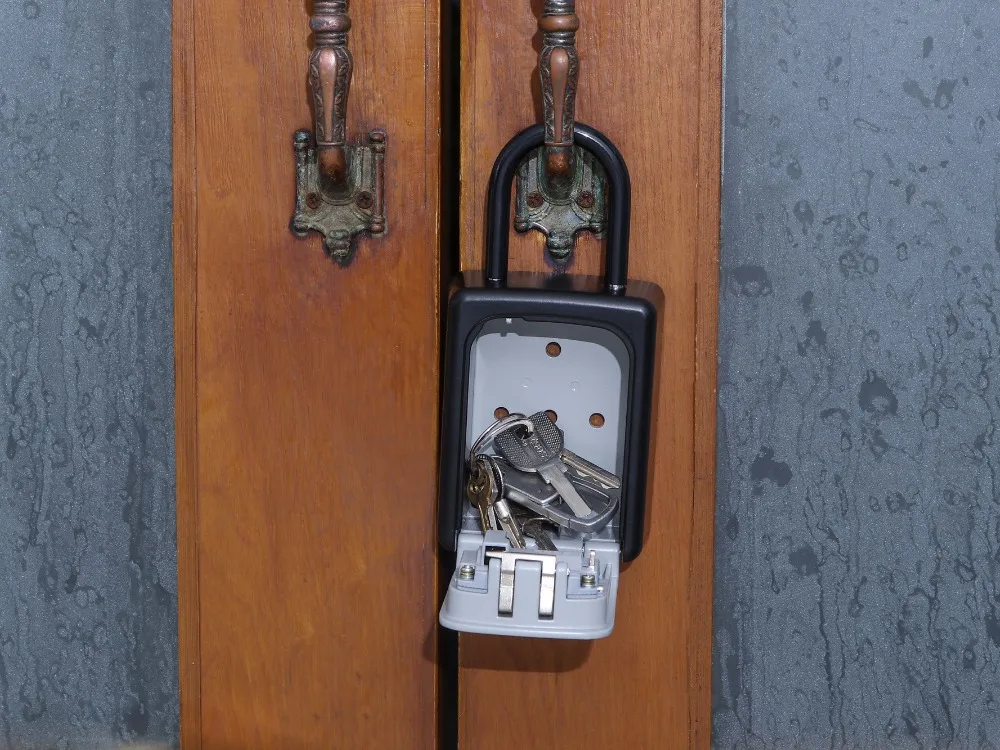 Outdoor Key Safe Box Keys Storage Box Padlock Use Four Password Lock Alloy Material Keys Hook Security Organizer Boxes