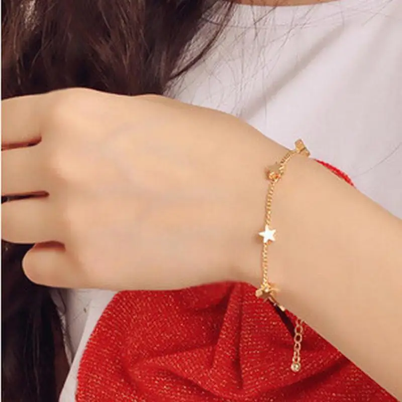 

Korean Version Of The Small Fresh Lady Fashion Gold Five-pointed Star And Peach Heart Bracelet Women's Jewelry Wholesale