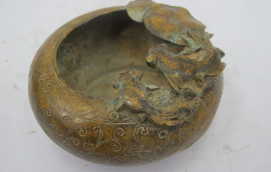 

Lovely Chinese old Bronze Copper Two Goldfish lotus flower Pot Jar Crock Censer