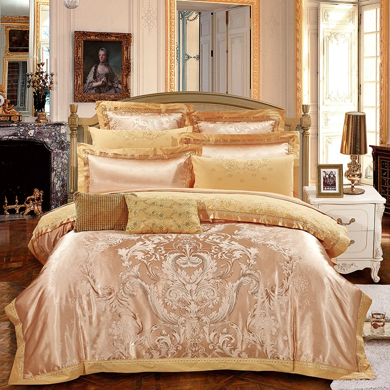 

2018 Noble Royal Court Golden Bedding Set Silk Cotton Blend Bedlinens Jacquard Queen King Duvet Cover Set Sheet Pillowcases