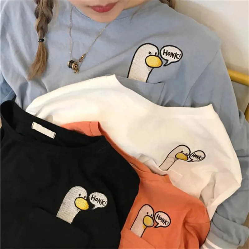 2018 Early Spring Korea women's New pullover kawaii big white duck embroidery pocket long sleeve primer shirt Harajuku T shirt