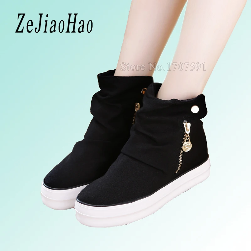 Ladies White Casual Shoe Ladies White Casual Shoe