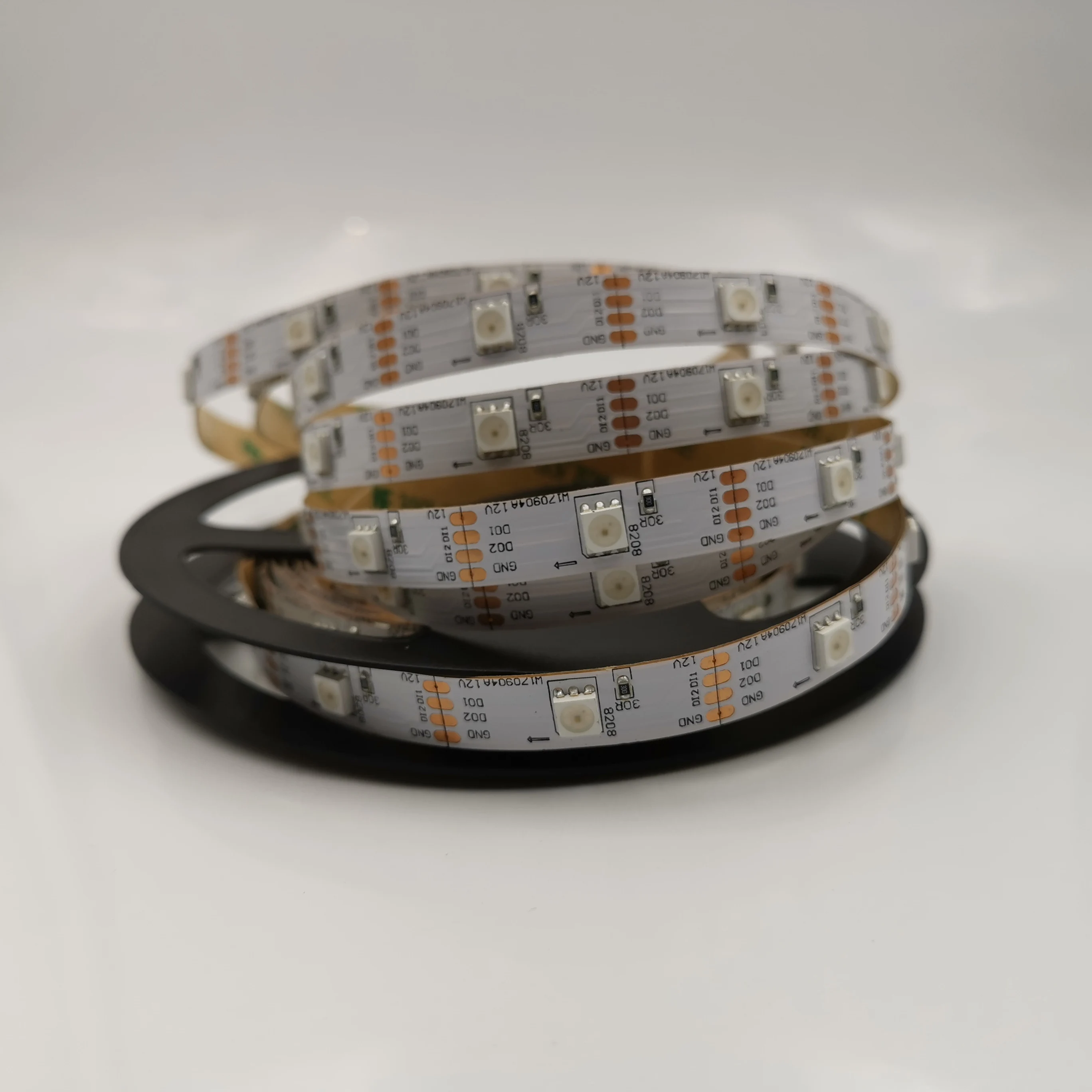 Новый продукт gs8208 30led/m dc12v индивидуально управляемая Светодиодная лента | Лампы и