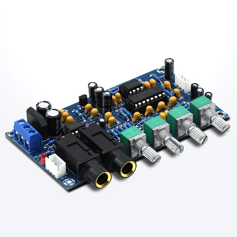 Microphone amplifier (4)