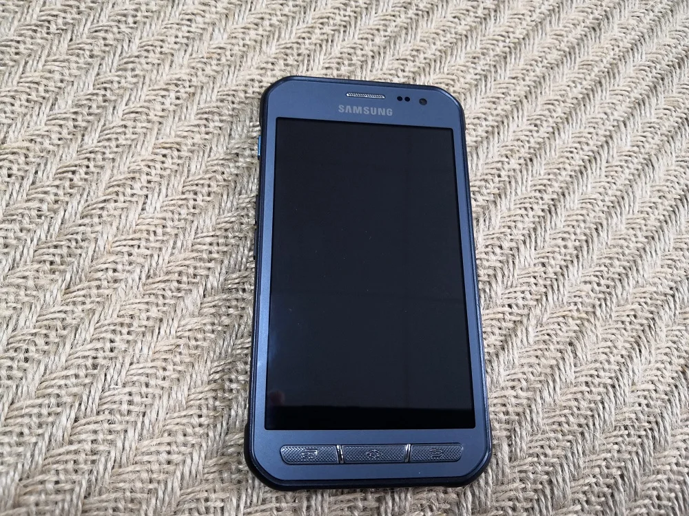 samsung Galaxy Xcover 3 G388F Android 4G LTE ram 1,5 Гб rom 8 Гб четырехъядерный 5.0MP 4," экран смартфон разблокирован