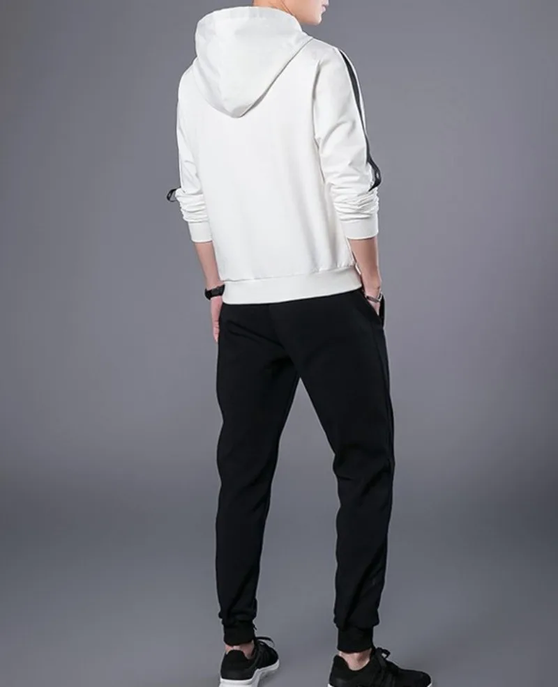 conew_9163797857_2083073279_conew1