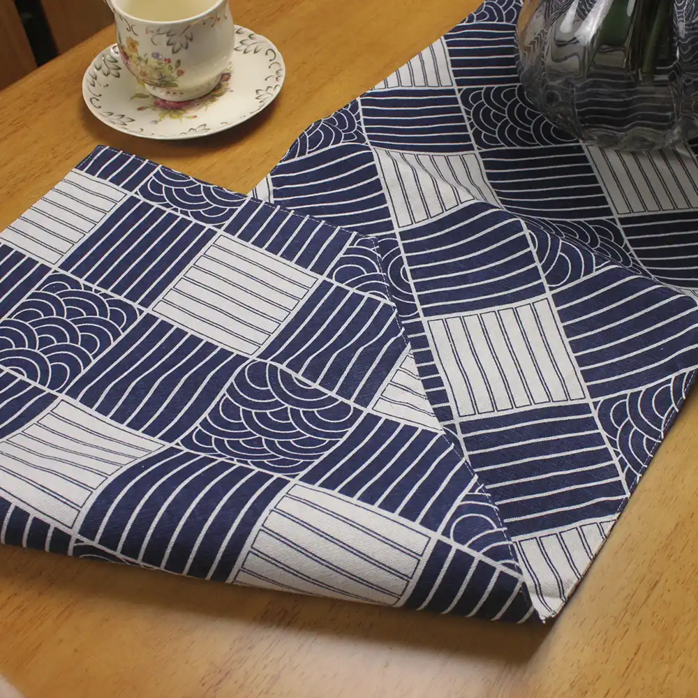 CURCYA Japanese Traditional Style Table Runner Decor Fish Scale / Sea