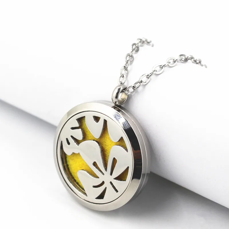 

Wholesale 316 Stainless Steel 30mm Clover Floating Lockets Aroma Essential Oil Diffuser Pendant Necklaces Jewelry