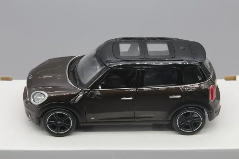 Mai Sto 1:24 Mini Countryman R60 2010- Cooper S сплав модель машинки, Diecast металлические игрушки подарок на день рождения для детей, носки для мальчиков