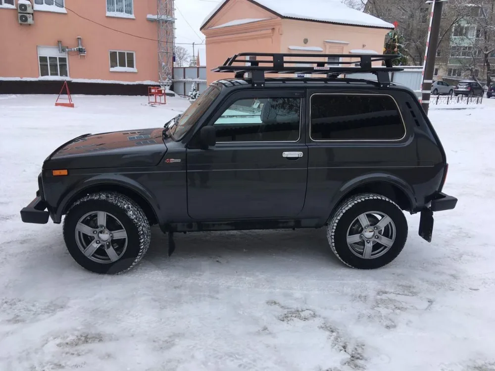 gen1200_349190549