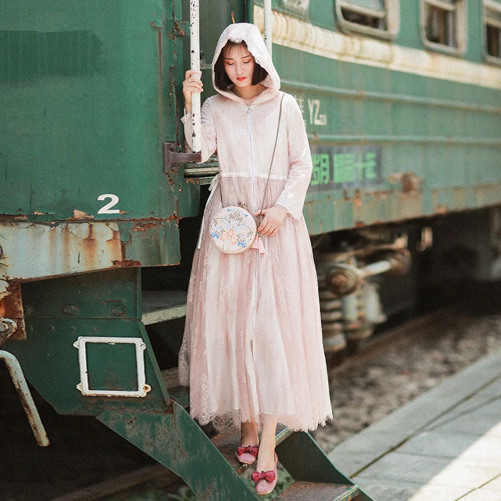 

IRINAW765 New Arrival Autumn 2018 vintage a line hooded long skirt type lace trench coat women