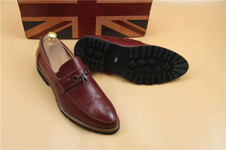 formais sapatos brogue borla estilo britânico esculpida