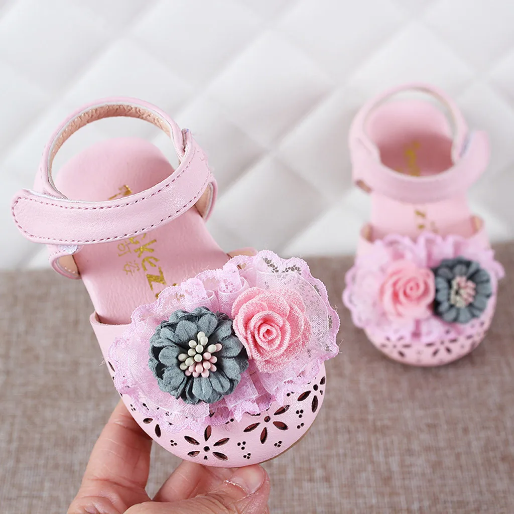 

Girls 2018 Baby Shoes Children's Elegant Sweet Princess Shoes Flowers Hollow Lace Leather Shoes Covered Sandals Zapato #YL1