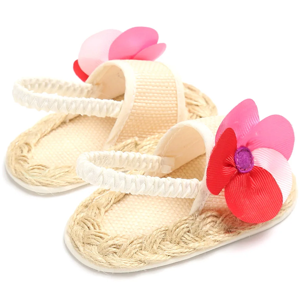 Милый цветок детские сандалии для девочек новорожденных мягкая с Соломенной Плетеной тесьмой обувь для младенцев открытый первых шагов